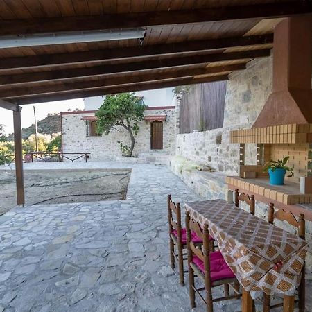 Villa Tzaniana Apomarma Exterior foto
